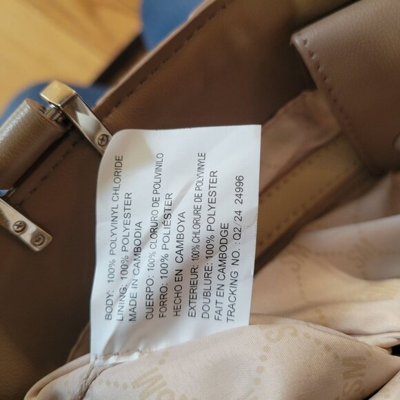 Steve Madden Quilted Taupe Handbag With Dual Handles & Detachable Strap - Picture 8 of 8